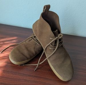 Vivo barefoot suede boots